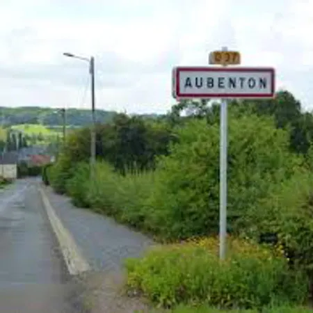 Propriete D'une Avec Jardin Clos A *