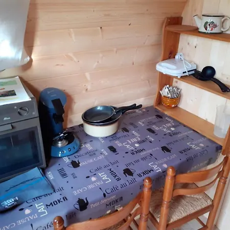 Propriete D'une Avec Jardin Clos A * Aubenton